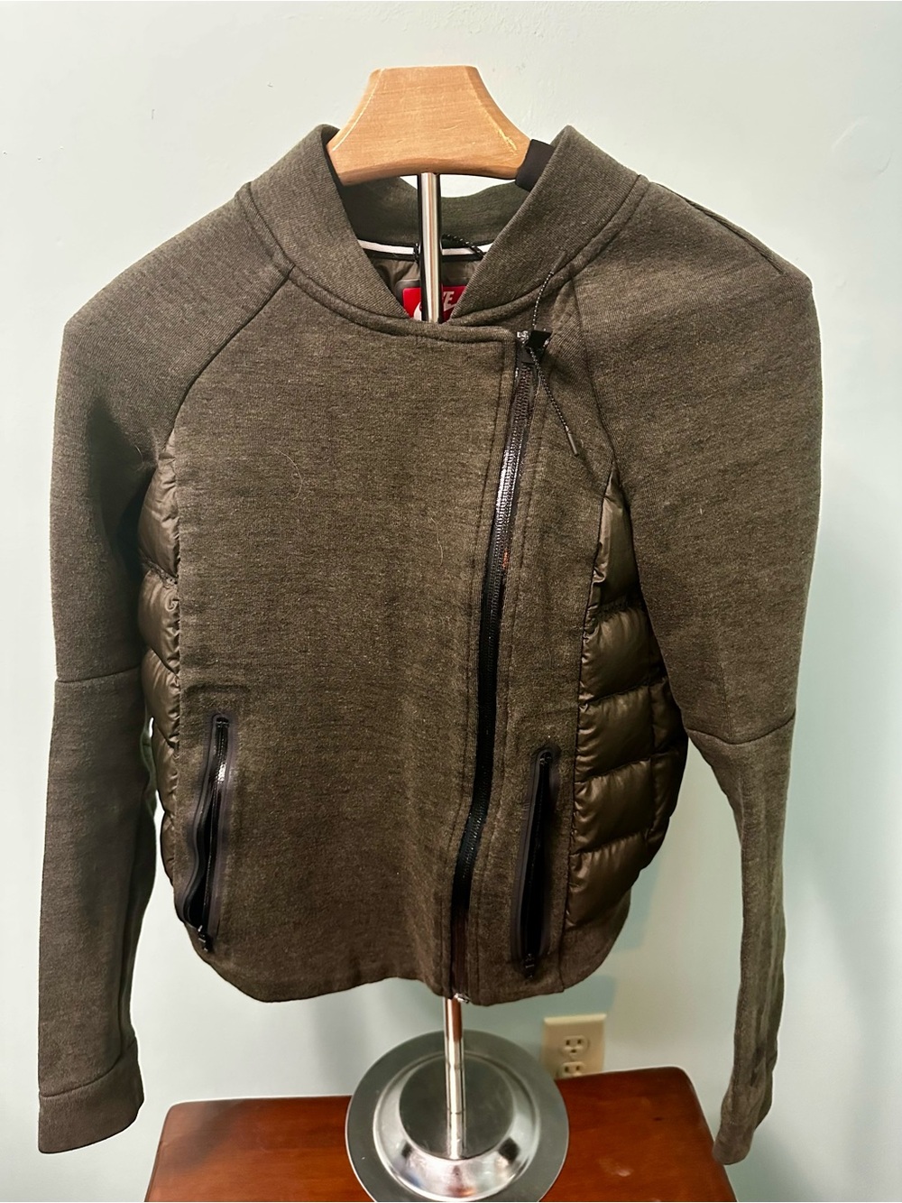 Nike Tech Fleece Aeroloft 800 Down Moto Jacket Olive Green XS